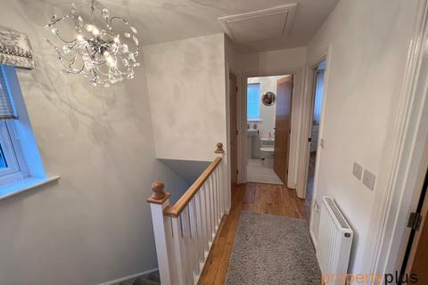 15 Highfields, Tonyrefail, Porth, CF39 8GB