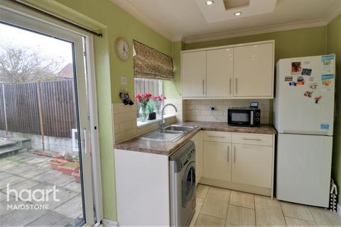 2 bedroom terraced house for sale - Farningham Close, Maidstone