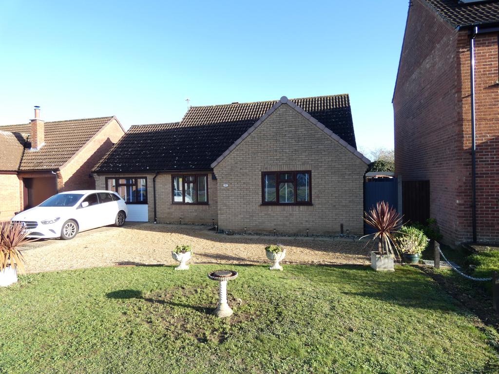 Heathlands Drive, Croxton, IP24 1UT 3 bed detached bungalow for sale