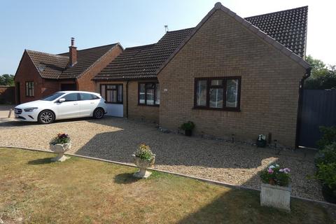 3 bedroom detached bungalow for sale, Heathlands Drive, Croxton, IP24 1UT