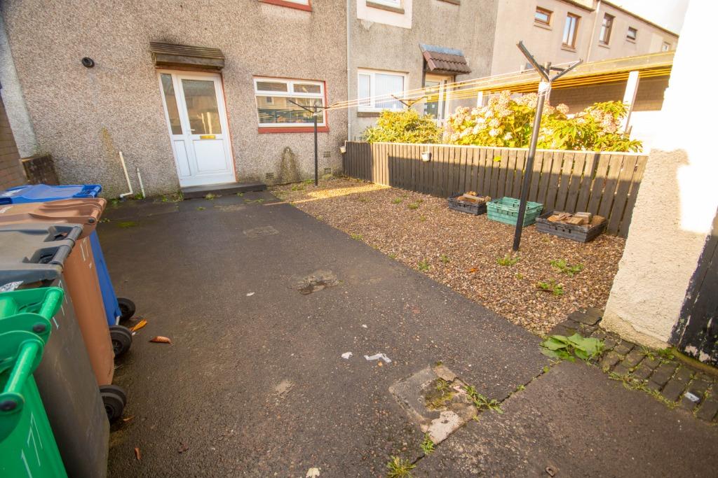 Inveraray Avenue, Glenrothes, KY7 3 bed terraced house £625 pcm (£144 pw)