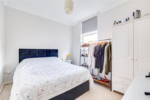 2 bedroom apartment to rent, Chaldon Road, London, SW6