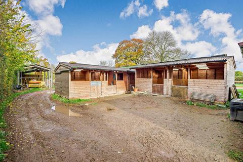 2 bedroom equestrian property for sale - Greenfield, Hereford