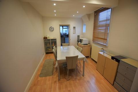 3 bedroom terraced house for sale - Whippendell Road, Watford