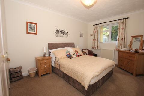 2 bedroom ground floor flat for sale - Parkside, Alexandra Road, Heathfield