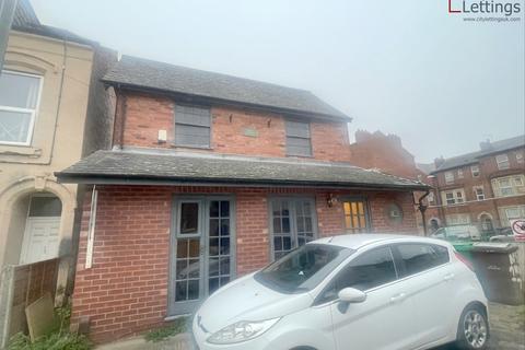 6 bedroom detached house to rent - Ashbourne Street , Lenton