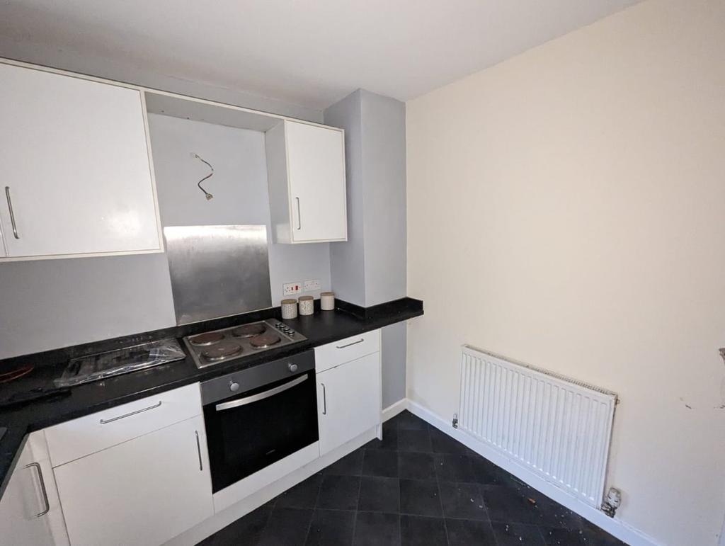 Bond Street, Wombwell 2 bed house - £500 pcm (£115 pw)