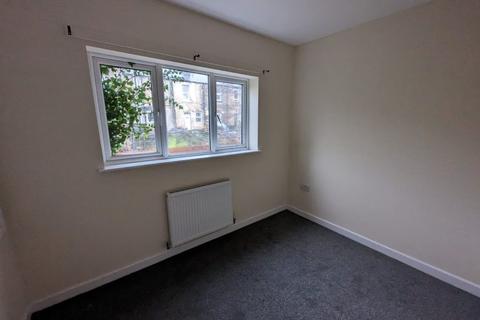 2 bedroom house to rent, Bond Street, Wombwell