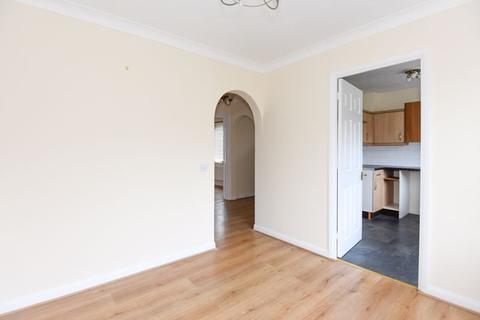 3 bedroom detached house for sale - Barnes Close, Trowbridge