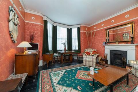 First Floor Flat, 172 Randolph Avenue, London, W9 1PE