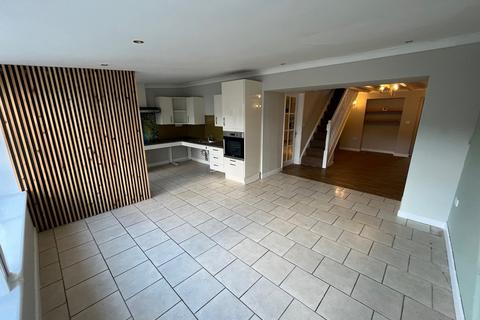 3 bedroom terraced house for sale - 2 Cnwc Y Dintir, Cardigan, SA43