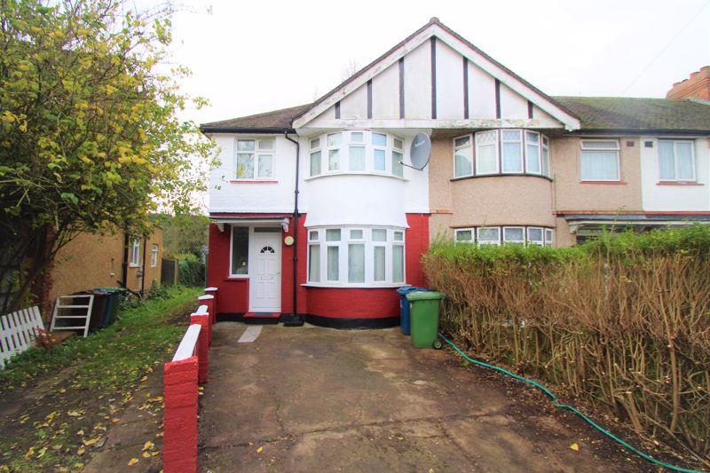 Abercorn Crescent, Harrow 3 bed terraced house £1,900 pcm (£438 pw)
