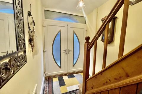 3 bedroom semi-detached house for sale - Forest Road, Coalville