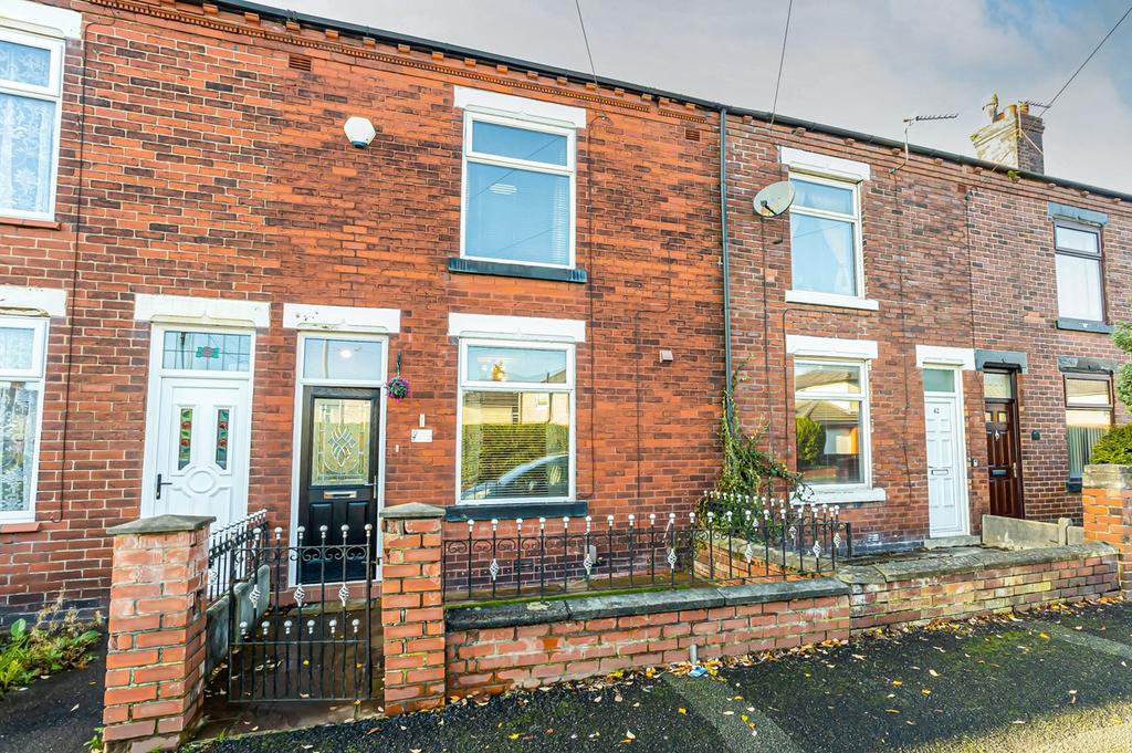 Lilford Street, Leigh, Lancashire, WN7 2 bed terraced house £700 pcm