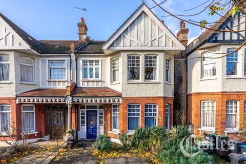 15 Old Park Road, London, N13 4RG