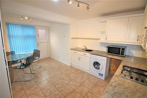 2 bedroom terraced house to rent, Highwood Place, Eckington, Sheffield, S21 4GP