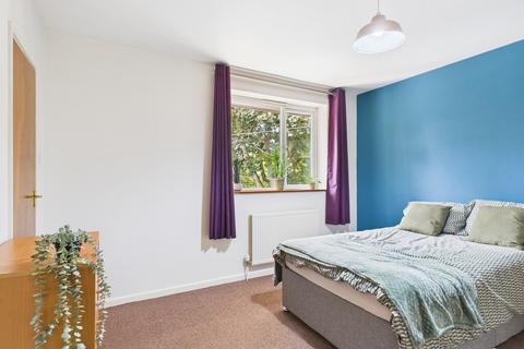 6 bedroom detached house to rent, Cunningham Road