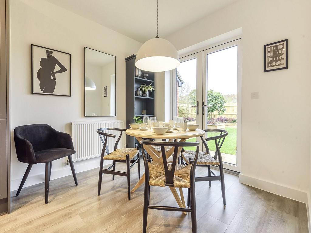Rivercross, Brook Lane, Warsash, Southampton, SO31 4 bed detached house