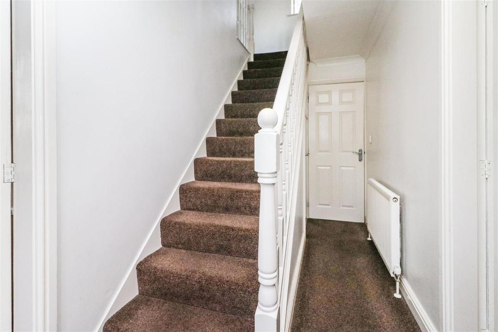 Linkswood Road, Dalton, Rotherham 3 bed detached house for sale £185,000