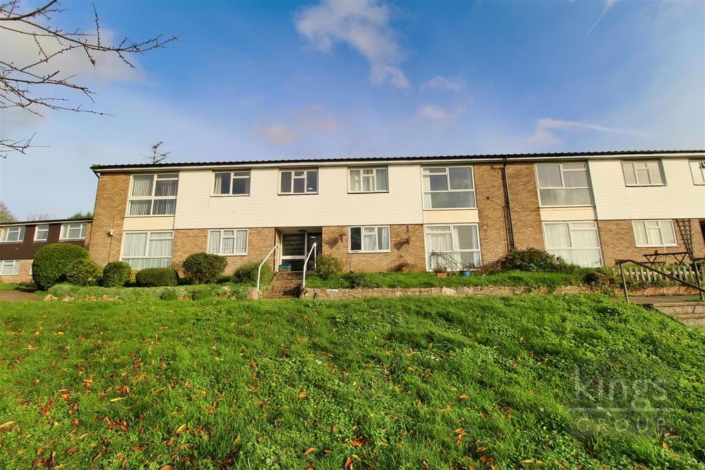 Chapelfields, Stanstead Abbotts, Ware, Hertfordshire 2 bed