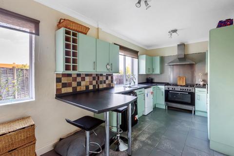 36 Auster Bank Road, Tadcaster, LS24 8AX