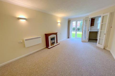 1 bedroom retirement property for sale - Granville Road, Meads, Eastbourne