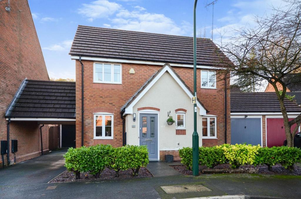 Middlewood Chase, Wadsley Park... 3 bed detached house £315,000