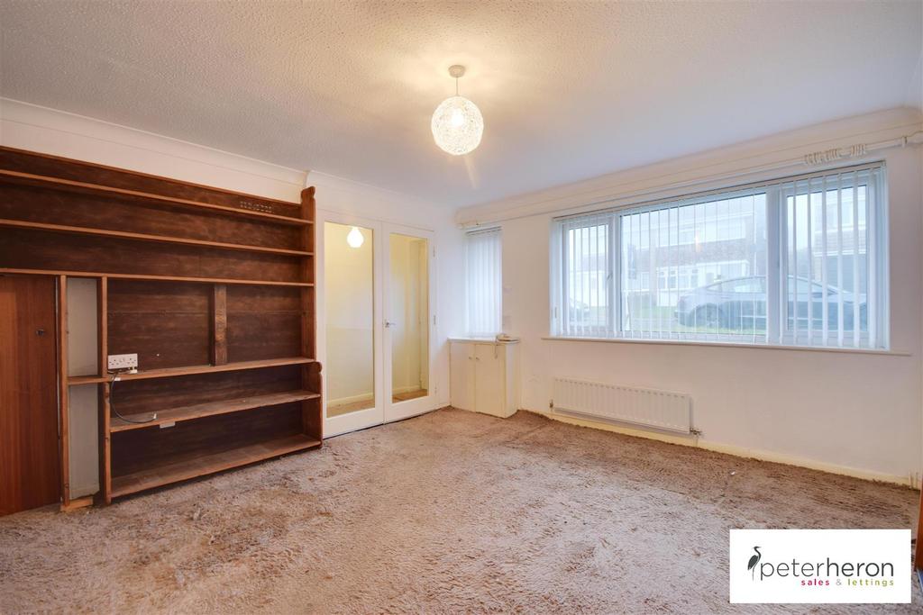 Bowburn Avenue, Wear View, Sunderland 3 bed semidetached house £110,000