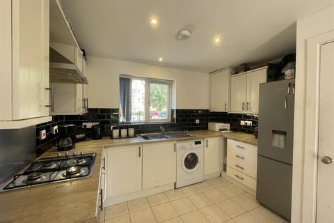 3 bedroom terraced house to rent - Carroll Crescent, Stoke Heath,  Coventry