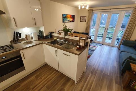 8 Widnall Drive, Bingham, Nottingham, NG13 7AR