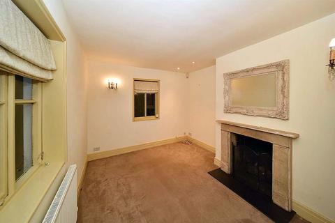 2 bedroom terraced house for sale - Canalside, Macclesfield