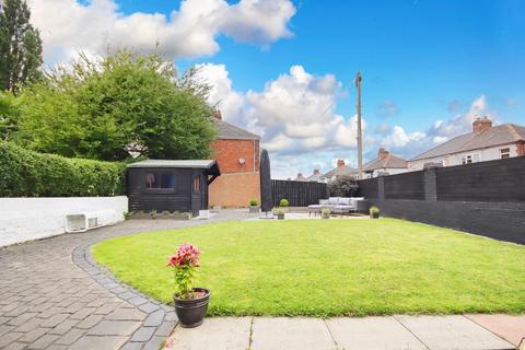 3 bedroom detached house for sale, Bishopton Road, Stockton-On-Tees, TS18 4PH