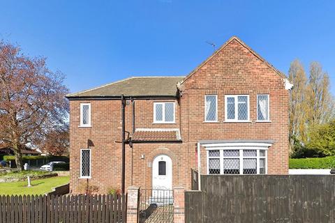 3 bedroom detached house for sale, Bishopton Road, Stockton-On-Tees, TS18 4PH