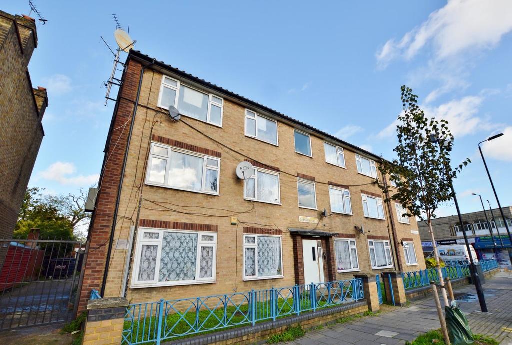 Chobham Road, Stratford, E15 2 bed flat £290,000