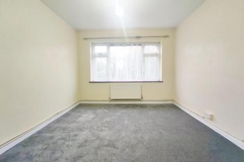 2d Chobham Road, London, E15 1LU