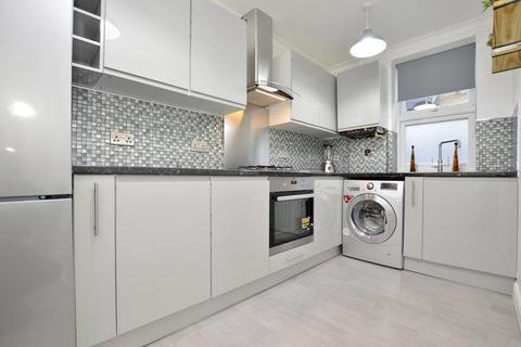 2 bedroom flat for sale - Ling Road, Canning Town, E16 4AN