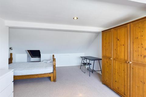 4 bedroom terraced house to rent - Queens Park Road, Brighton