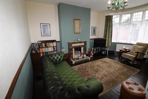 3 bedroom semi-detached house for sale - Doddington Road, Wellingborough