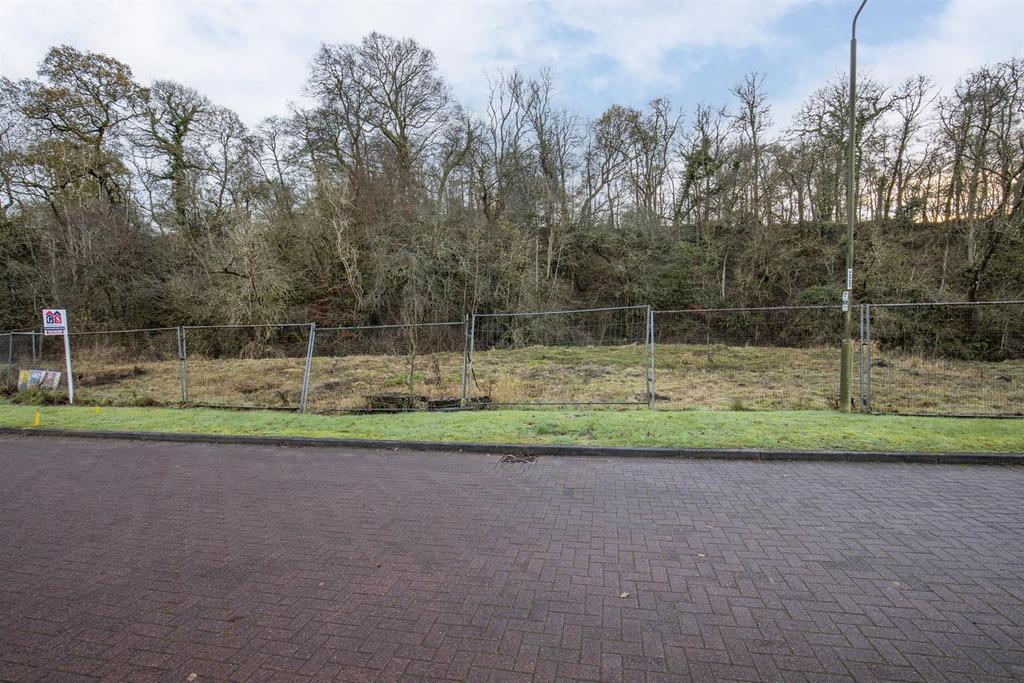 Cattermills Plots 4 & 5.jpg
