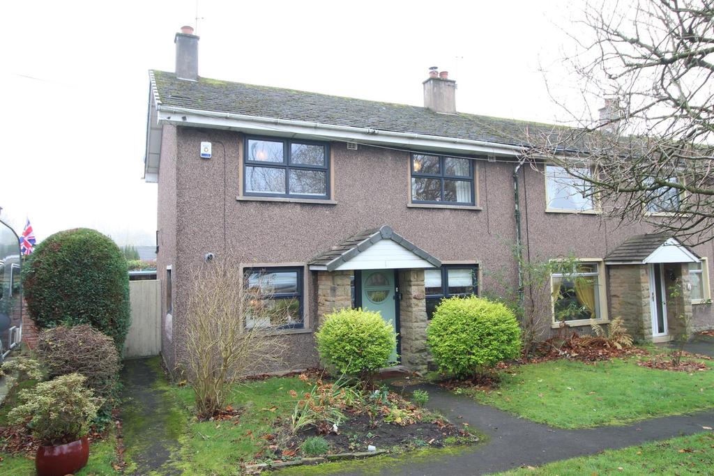 Sheffield Road, Glossop 3 bed end of terrace house £295,000