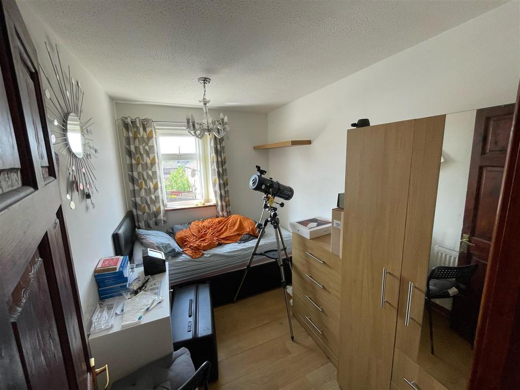 Bedroom 3.jpg