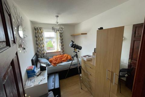 3 bedroom end of terrace house to rent - St. Johns Road, Leeds