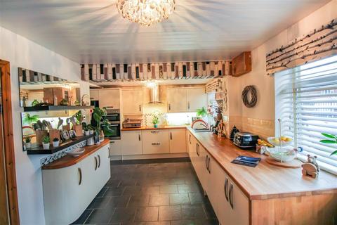 3 bedroom detached house for sale - The Lyons, Easington Lane, Houghton Le Spring