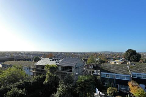 1e Glen View, Gravesend, DA12 1LP