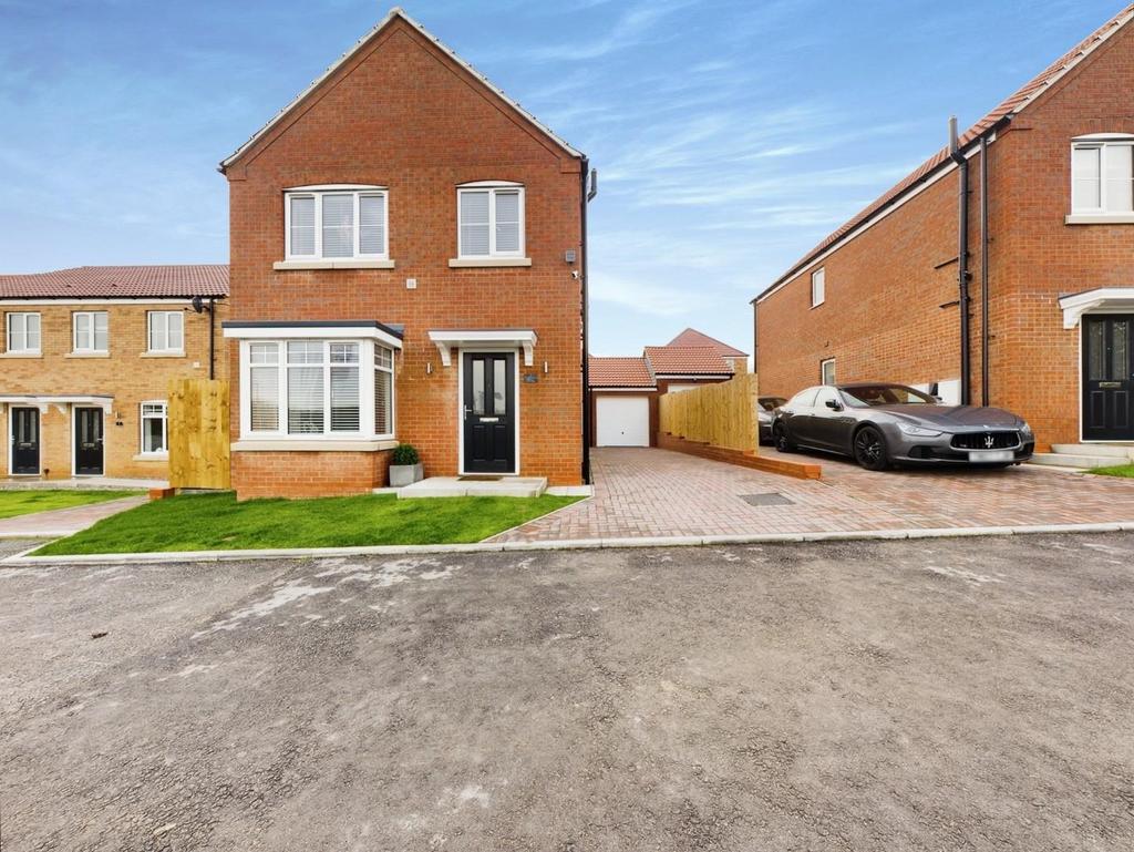 Sandwith Grove, Bridlington 3 bed detached house for sale £245,000
