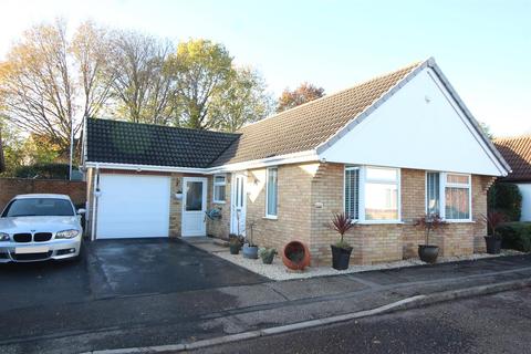 2 bedroom detached bungalow for sale - Benyon Grove, Orton Malborne, Peterborough