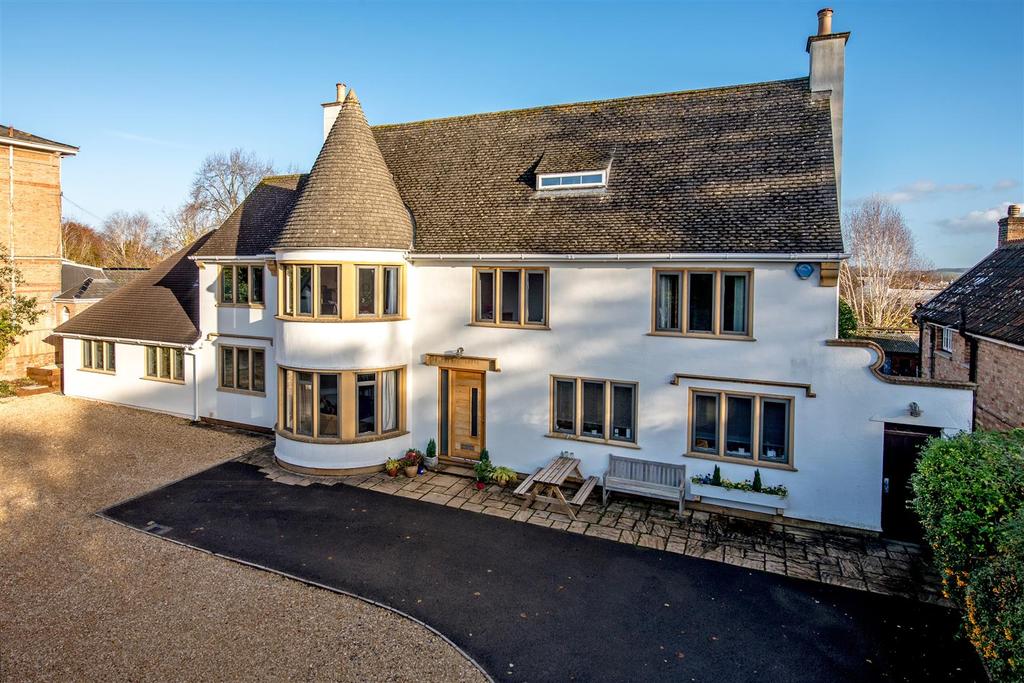 Trull Road, Taunton 6 bed detached house for sale £1,175,000