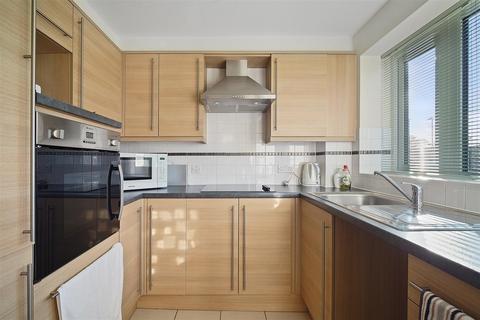 2 bedroom apartment for sale - Haven Court, Southampton Road, Hythe, Southampton
