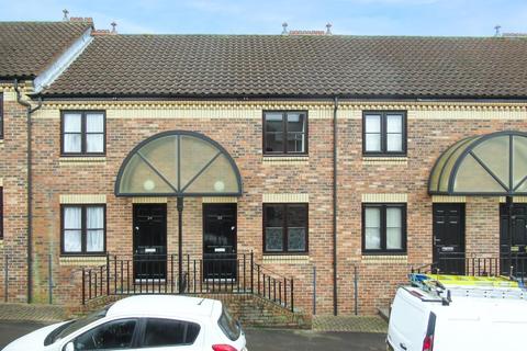 2 bedroom townhouse for sale - Clementhorpe, York