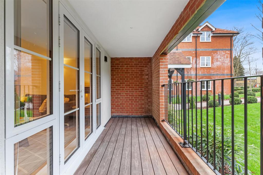 180120222 JASP 2 Bramshaw Place, 34-71 High Stree
